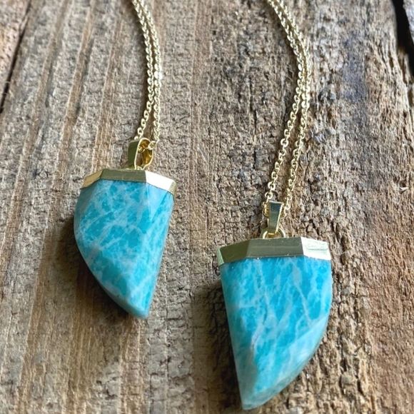 Estrella & Luna Jewelry - Gorgeous Amazonite Crystal Horn Pendant Necklace 💙